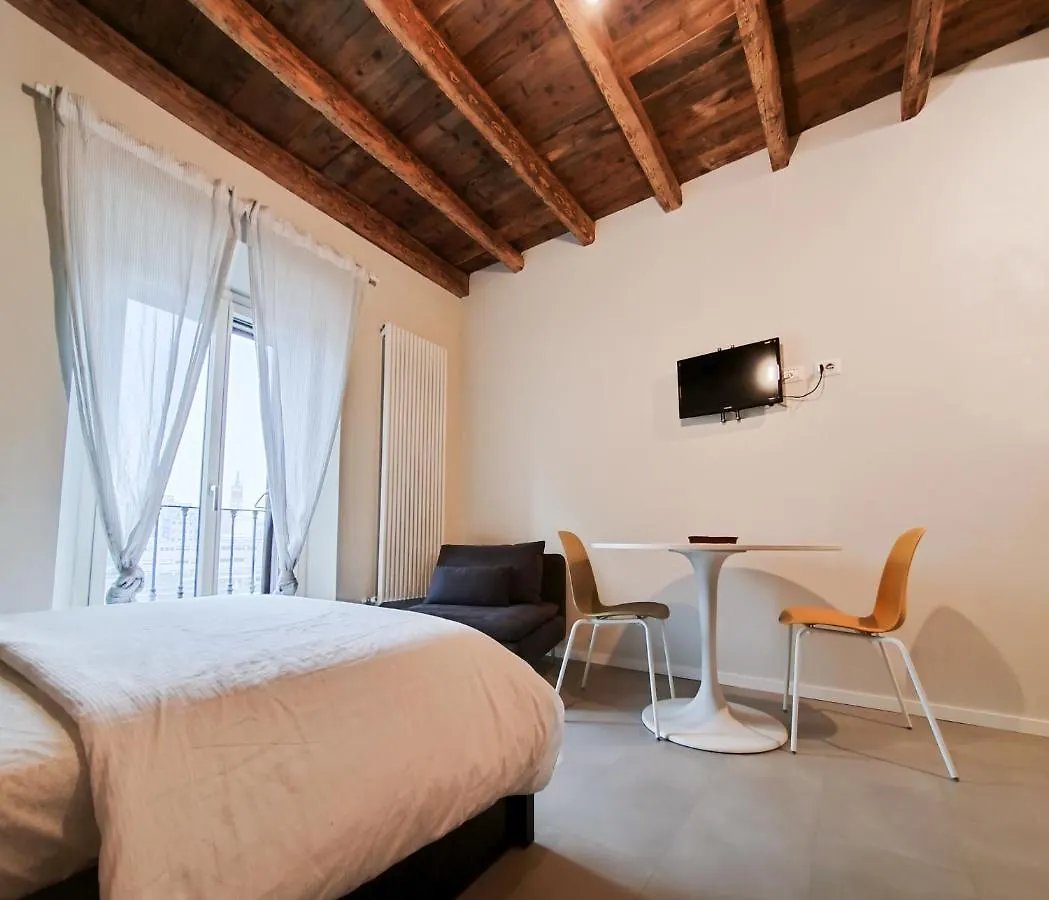 5Mincorsocomo - Jolly City - Typical Suite Milan
